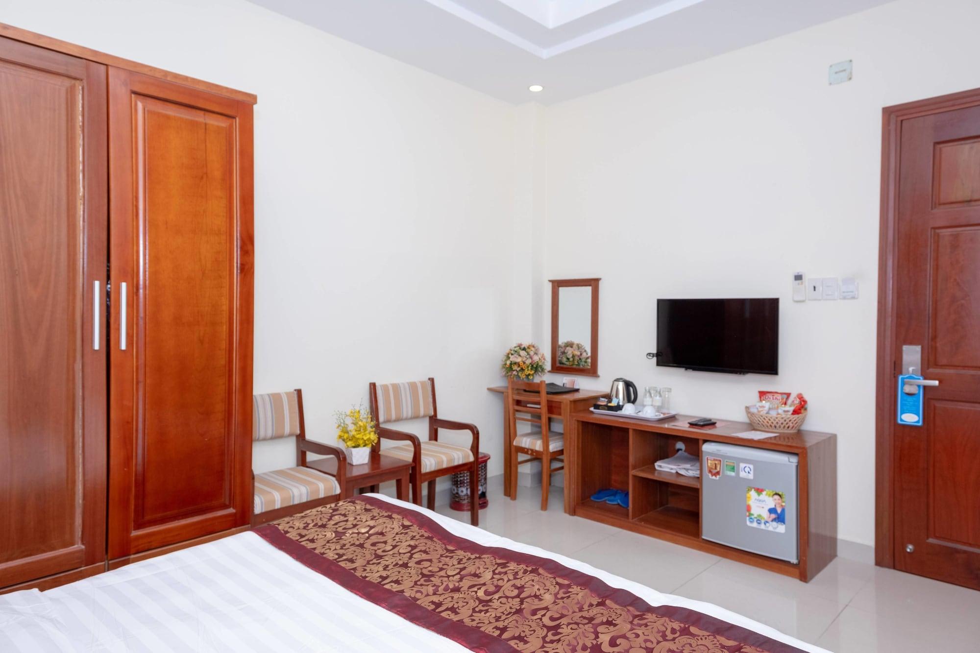 Airport Saigon Hotel - Gan Am Thuc Dem Cho Pham Van Hai Ho Şi Min Dış mekan fotoğraf